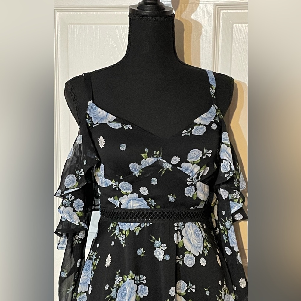 Disney Princess Cold Shoulder Mini Dress Size S - Picture 4 of 6